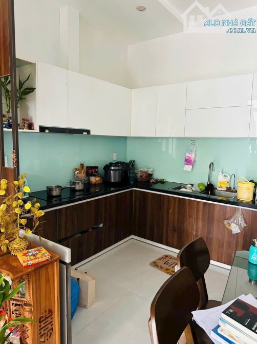 Bán nhà 3 tầng đường 7m5 Phan Văn Đáng- Hoà Xuân - 7