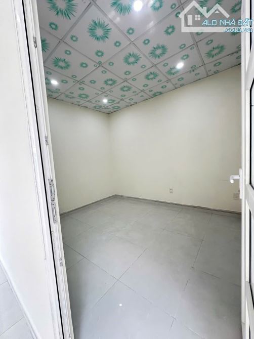 Bán căn nhà 1 trệt lầu còn mới vào ở ngay đường số 4. phường Trường Thọ,Thủ Đức - 7