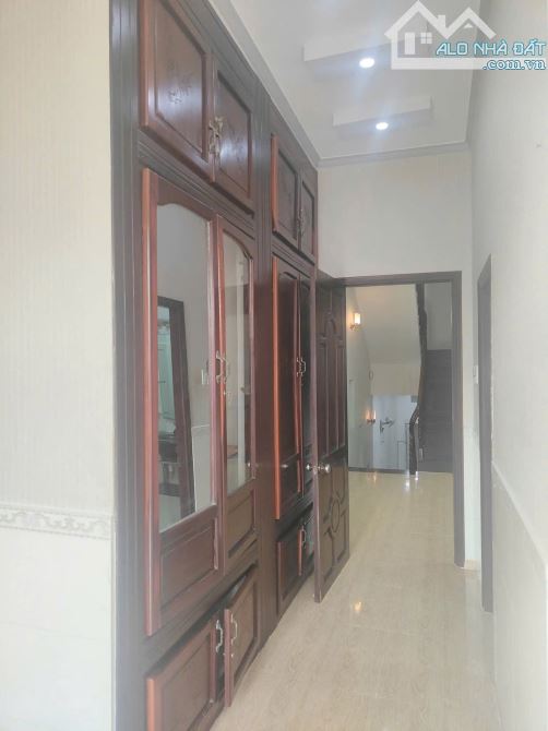 bán nhà đường 30 tháng 4, khu dân cư số 9 cần thơ, giá dưới 7 Tỷ ( 4m x 19m ) - 7