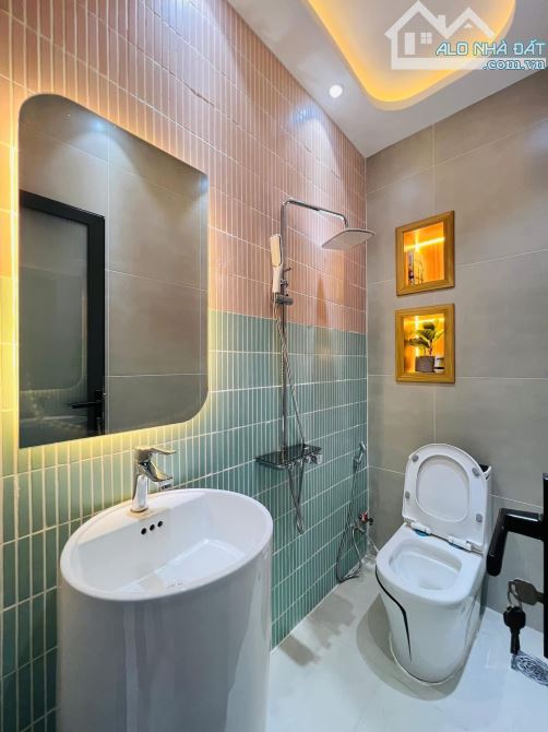 Nhà đẹp 54.6m2 ngay Đường Số 5, Thủ Đức. Giá: 3 Tỷ 090. SHR, đang cho thuê 13 tr / tháng - 7