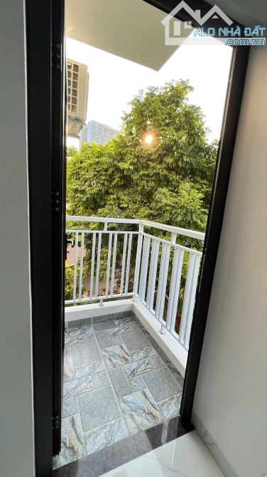 Toà CHDV Thái Thịnh, 85m2*7T thang máy, MT 10M, 18 PKK, ngõ KD ô tô, dòng tiền 1 tỷ/năm - 7