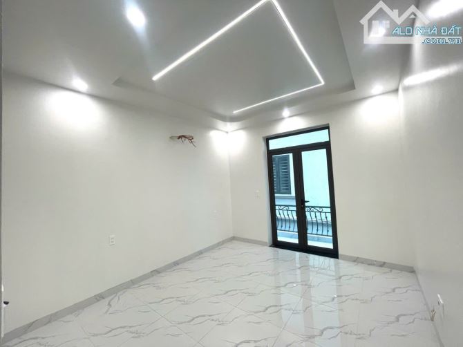 Bán nhà Đội Văn ô tô đỗ cạnh nhà 4 tầng chỉ 3,8 tỷ - 7