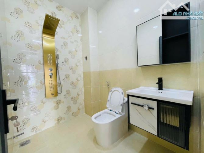 ✅ Cô Tư cần bán nhà 1/ Đường Cô Giang - Quận Phú Nhuận / 65.2m2 / Giá 2 Tỷ 620 - 7