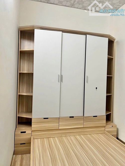HẠ GIÁ BÁN GẤP NHÀ MẶT TIỀN ĐẶNG VĂN NGỮ GẦN CHỢ ĐÊ - Loctran - 7