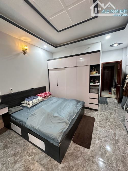 NHÀ RIÊNG NGUYỄN TƯ GIẢN 60M2 HXH ĐỖ CỬA 4 TẦNG LUNG LINH TIỆN KD TẶNG NỘI THẤT CHỈ 10,6 T - 7