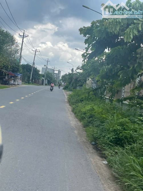 Bán nhà sân vườn sổ riêng thổ cư xã Tân Bình - 7