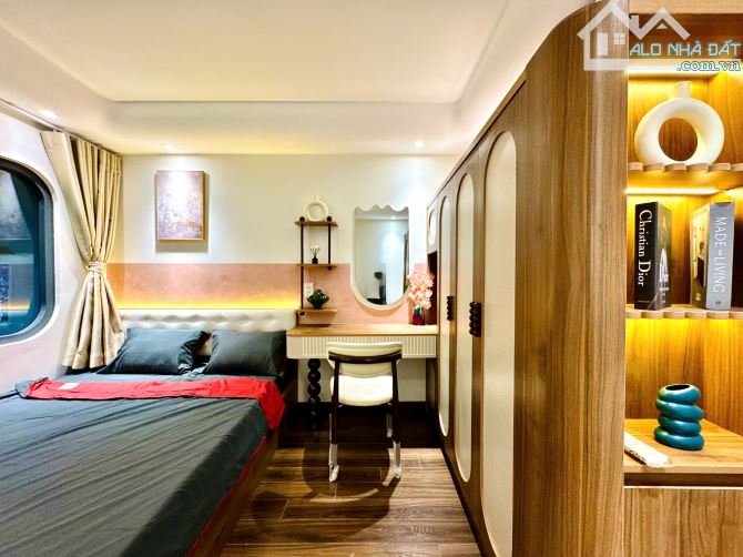 🌆 SIÊU PHẨM PHAM XÍCH LONG, PHÚ NHUẬN CHƯA TỚI 8 ĐỒNG - VỚI 5PN,5NVS - 5 TẦNG BTCT - HOÀN - 8