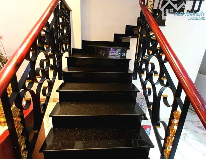 Bán gấp nhà Trần Nhân Tôn, P.9, Quận 5 – 4PN, full nội thất, 11 tỷ TL - 8