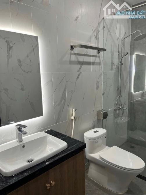 CHỦ ĐỊNH CƯ NƯỚC NGOÀI CẦN BÁN NHÀ ẤP 2 - BÌNH CHÁNH - 1 TỶ 250 - SỔ HỒNG RIÊNG - 8