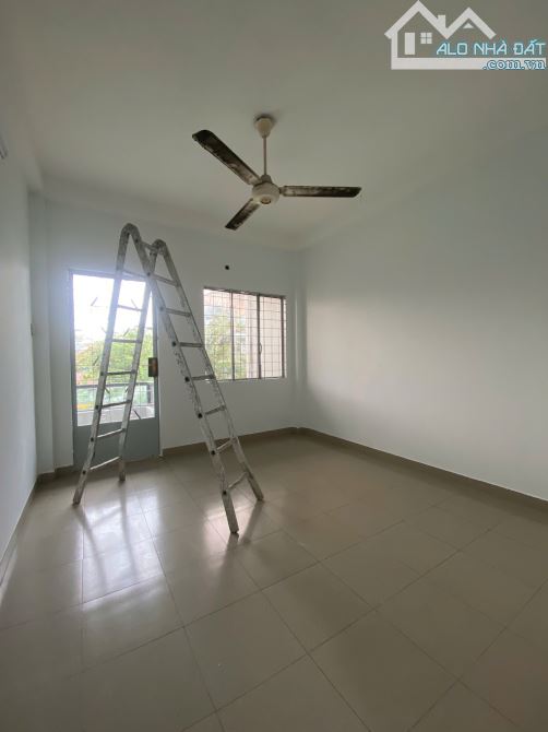Chính chủ cho thuê 235 Trường Chinh Tân Bình – DT: 3.7 x 16m 2 lầu mới giá 27 triệ - 8