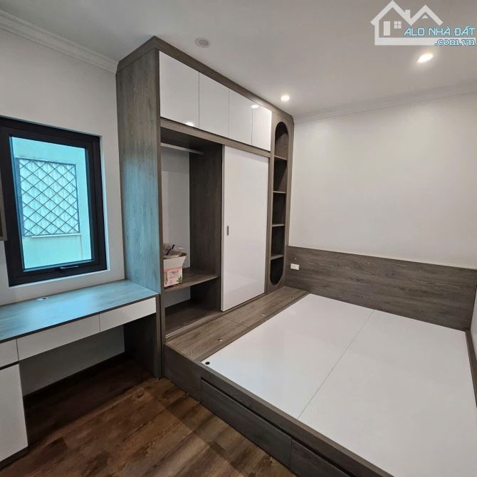 Bán nhà Hoa Lâm: 42m2 x 5 tầng x MT 5M, thang máy x gara ô tô, KD sầm uất! - 8