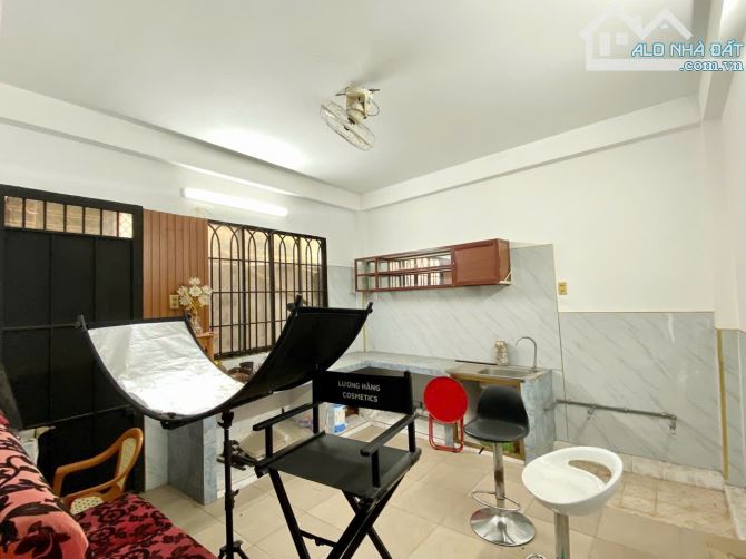 Cho thuê nhà đẹp 3 lầu mặt tiền Cách Mạng Tháng 8 gần nhà thờ Biên Hòa giá chỉ 15 triệu - 8