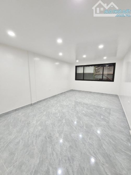 NGUYỄN TRÃI – 63M² – 6 TẦNG THANG MÁY – GARA Ô TÔ – 20.5 TỶ – NHÀ ĐẸP Ở NGAY- THANH XUÂN - 8