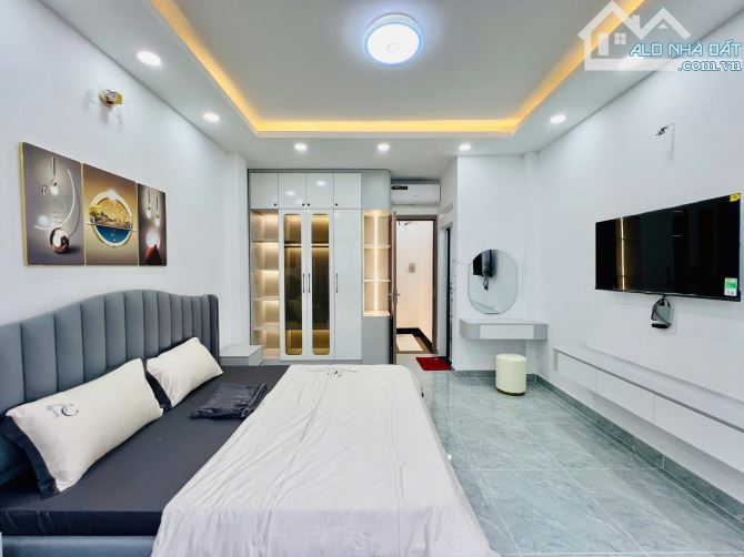 BÁN NHÀ NHỈNH 5 TỶ - SÁT CÔNG VIÊN LÀNG HOA GÒ VẤP - 8
