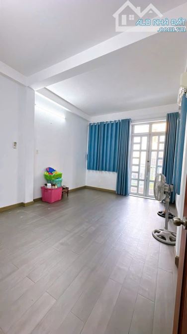 🏡 KÈO THƠM Q4 – 5M X 17M - KHU DÂN CƯ HIỆN HỮU🏡 - 9