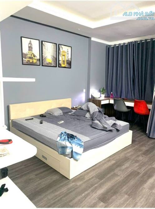 HX tải 1/ Lê Văn Sỹ p.10 Phú Nhuận  5x15m ,1 trệt 5 lầu thang máy  View 3 mặt thoáng . - 9