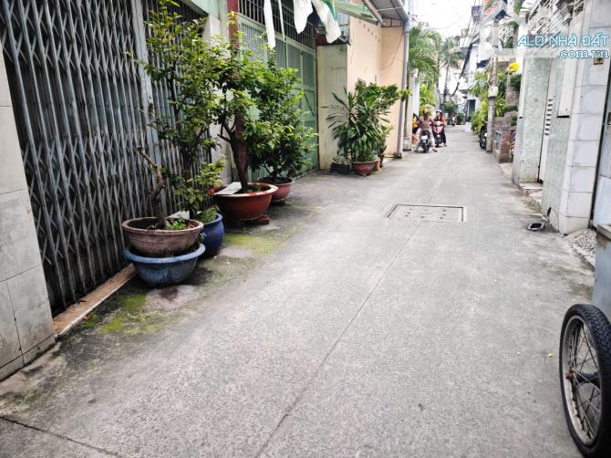 Bán Nhà Gò Vấp, Ngay Ngã Tư LÊ ĐỨC THỌ Và THỐNG NHẤT, 43M2, NHỈNH 4TỶ - 9