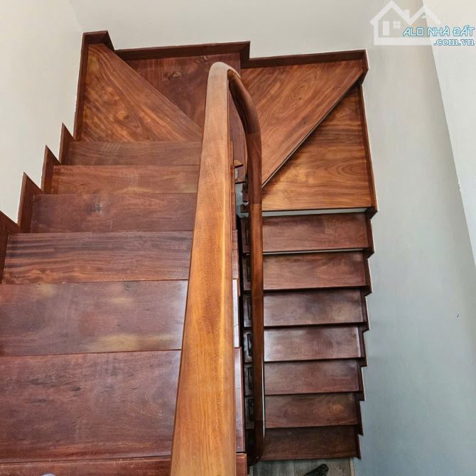 Bán nhà Hoa Lâm: 42m2 x 5 tầng x MT 5M, thang máy x gara ô tô, KD sầm uất! - 9