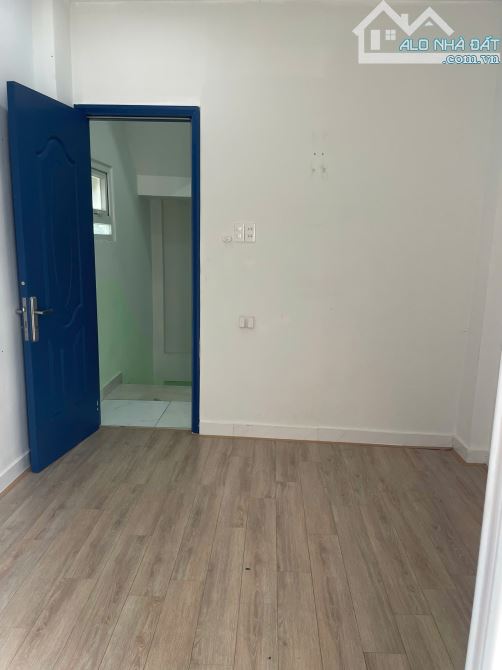 Bán nhà đường An Dương Vương P.4 Quận 5 – Nay là Phường Chợ Quán : -	Diện tích 3m x 7m - 9