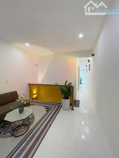 📌📌📌LÀM VIỆC TRỰC TIẾP GIÁ TỐT !!!Bán nhà 2 tầng kiệt ôtô 5 m kiệt 325/ Hùng vương - 9