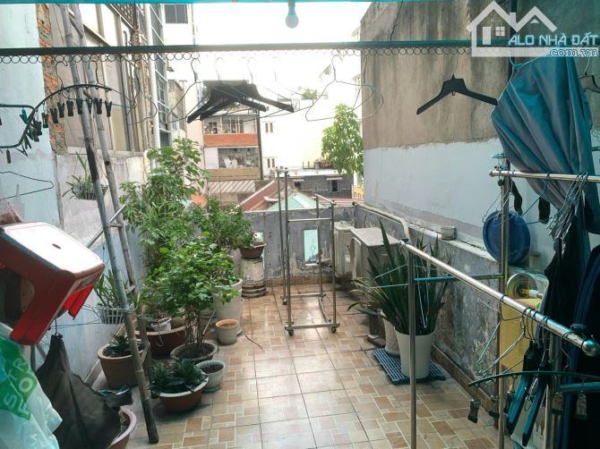 Tòa 5 tầng , Nhỉn 4T , Bùi Viện Q1 , Sát Chợ Bến Thành - 9