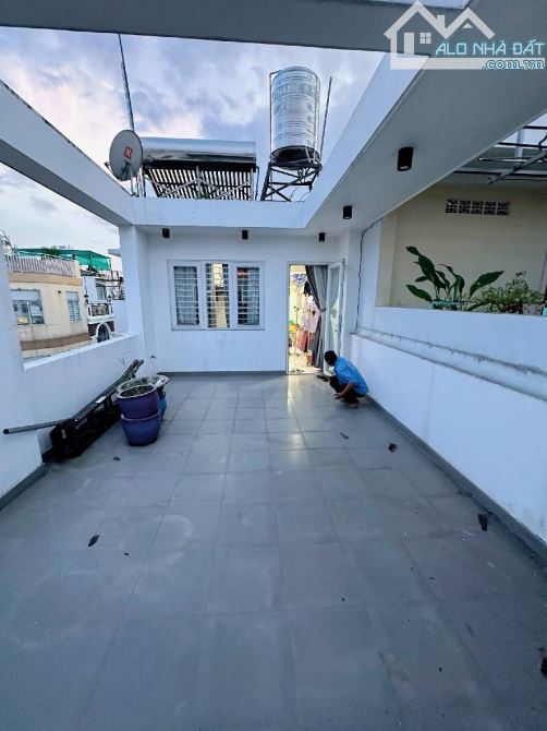 CĂN GÓC 2 MẶT TIỀN - VỊ TRÍ SIÊU ĐỈNH- HẺM 8M- TÂN QUÝ- TÂN PHÚ- DT 4X13- 4 TẦNG - 9