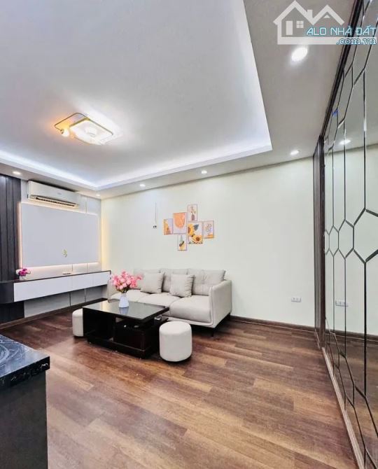 BÁN GẤP TẬP THỂ VIP1 – TẦNG 3, HỒNG MAI, HAI BÀ TRƯNG. 80M2 – 2PN. 3,85 TỶ - 9