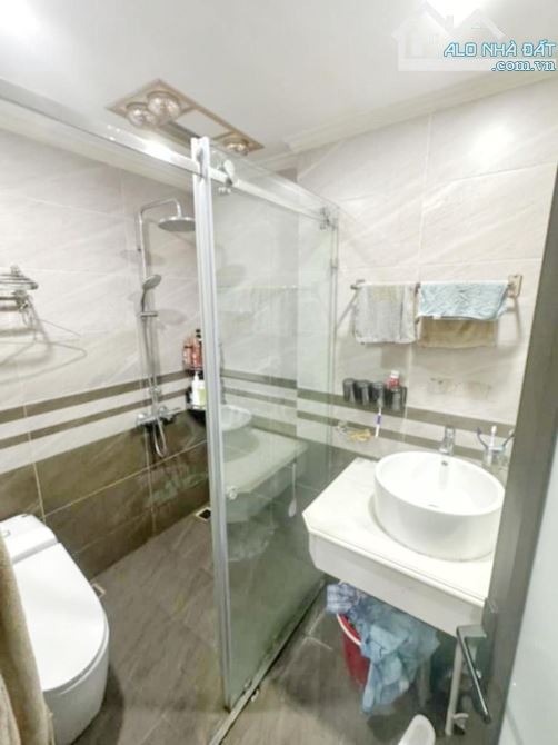 TRẦN QUANG DIỆU-60Mx6TẦNG-THANG MÁY- MT SIÊU RỘNG 5.9M-PHÂN LÔ-Ô TÔ TRÁNH-25TỶ - 9
