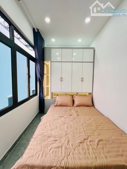 BÁN NHÀ NHỈNH 5 TỶ - SÁT CÔNG VIÊN LÀNG HOA GÒ VẤP - 9