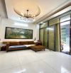 CHUYỂN NHƯỢNG NHÀ 3 MÊ 40m2 N:5,17m, HẺM CẠN SAU MẶT TIỀN MỘT CĂN THANH NIÊN, QUI NHƠN.