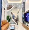 PHẠM VĂN ĐỒNG CẦU GIẤY NHÀ ĐẸP Ở NGAY, DT35M x 6TẦNG FULL NỘI THẤT, GẦN PHỐ, Ô TÔ TRÁNH.