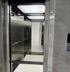 Giảm giá căn nhà Việt Hưng DT 83m 5 tầng, thang máy có sân để ô tô tách biệt không gian ở