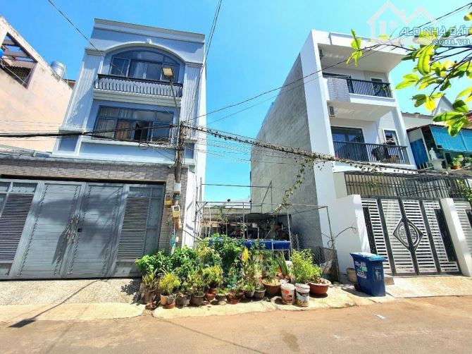 Bán Lô Đất 100m2 Hẻm 72 Đường Làng Tăng Phú Ngay ĐH GTVT