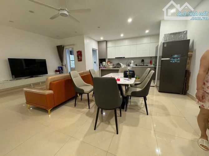 BÁN GẤP CĂN CHUNG CƯ 4PN TẦNG TRUNG TECCO GARDEN, 128M2, CĂN GÓC FULL NỘI THẤT