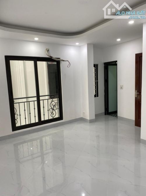 🔥 NHÀ ĐẸP THANH BÌNH – 5 TẦNG – NGÕ 3 GÁC – GẦN PHỐ – Ở SƯỚNG, GIÁ CHỈ 6.95 TỶ 🔥