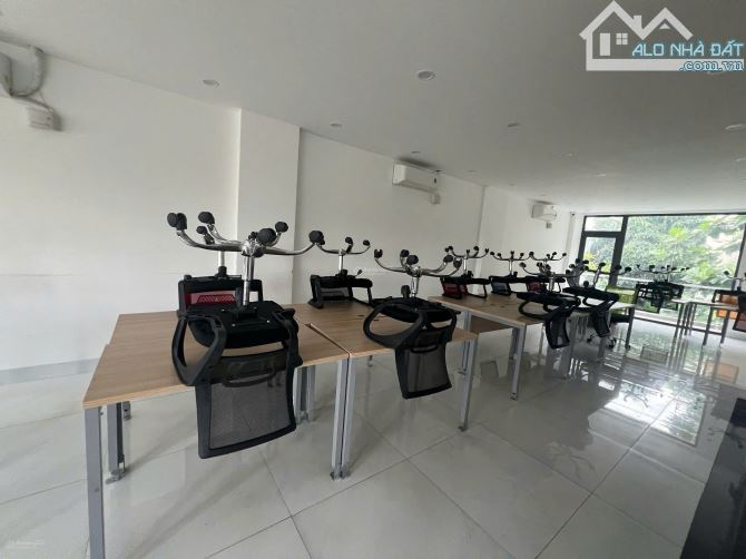 Cho thuê nhà mặt tiền Quận 1 – Đặng Dung - 1