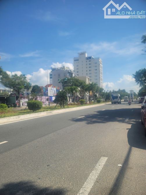 Cực rẻ. Đất Hồ Xuân Hương, sát biển Mỹ Khê, Ngũ Hành Sơn.