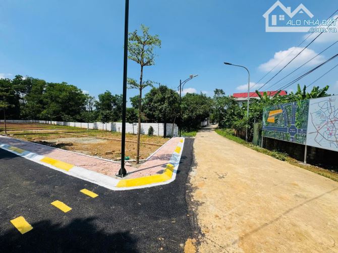 CHÍNH CHỦ CẦN BÁN 100M ĐẤT CỔ ĐÔNG, Ô TÔ VÀO ĐẤT, NHỈNH 2,5 TỶ, GẦN UBND XÃ ĐOÀI PHƯƠNG