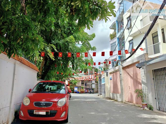 HXH 1 TRỤC - GẦN MT - NƠ TRANG LONG - BÌNH THẠNH - NHÀ 3 TẦNG - 102M2 - CHỈ 11.9T TL