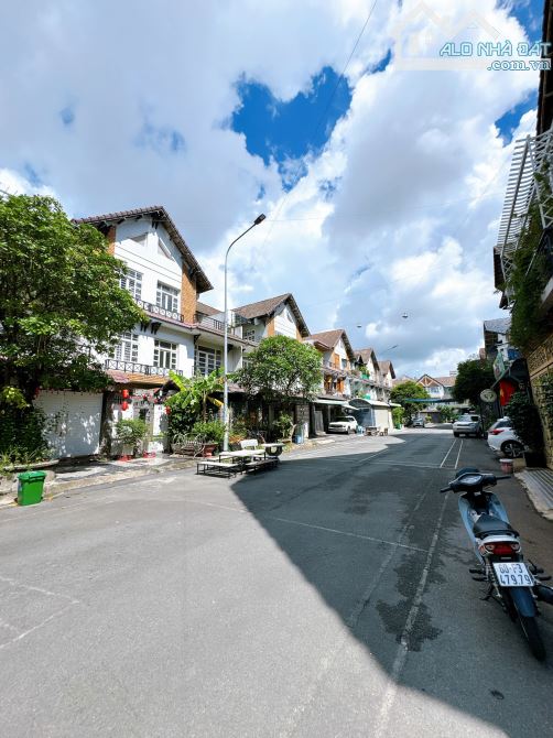 Bán nhà 1 trệt 1 lầu khu Cư Xá Tỉnh Đội, Tân Phong, Biên Hòa, 100m2, giá 5 tỷ 200