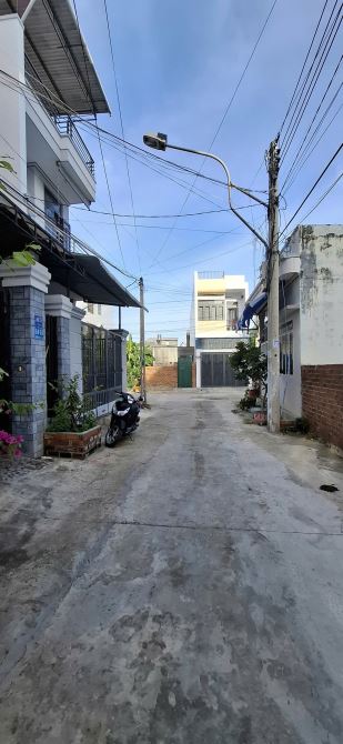 Đất TĐC Hòn Xện Vĩnh Hòa dt 166m2 ngang 8m cách biển 700m