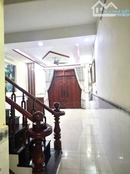 Bán nha 2 tầng dt  176m  kp thống nhất p dĩ An