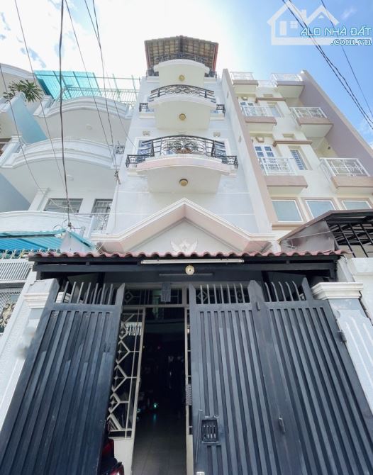 HẺM XE TẢI THÔNG, 4 Tầng 4PN 55m2 (4 x 13.7) P7 Bình Thạnh, 10.67 TL