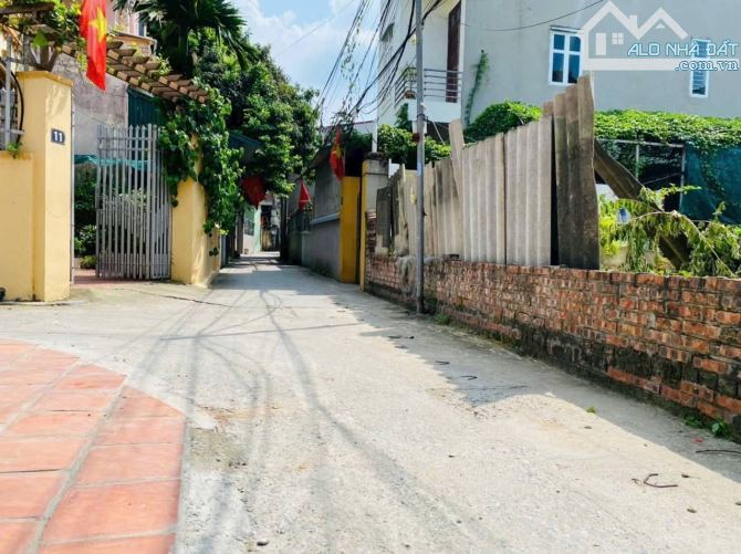 💥💥BÁN LÔ GÓC – BẮC HỒNG ĐÔNG ANH NGÕ THÔNG Ô TÔ  – GIÁ CHỈ 3.1 TỶ💥  📍 Vị trí đẹp tại T