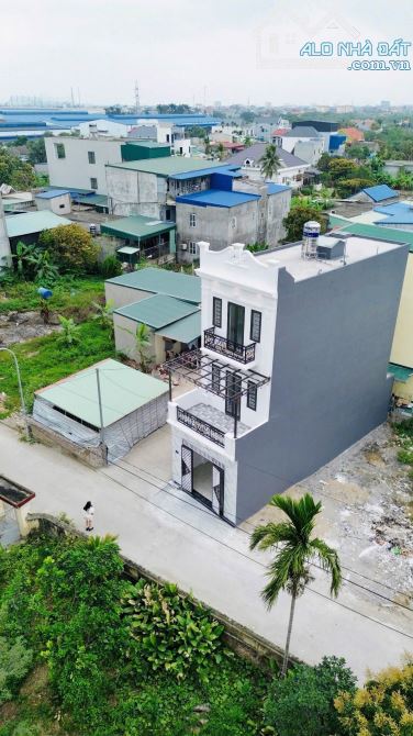🏠 NHÀ 3 TẦNG LÔ GÓC – XÂY ĐỘC LẬP – Ô TÔ ĐỖ CỬA – GIÁ SIÊU MỀM 📍 Vị trí: Lương Quy, Lê L
