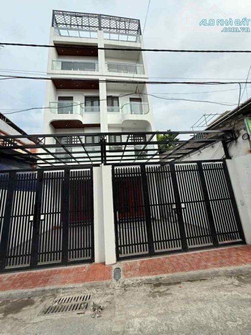 bán nhà Hoa Lâm-Việt Hưng, 83m x 5 tầng, thang máy, gara, nở hậu, 6 ngủ khép kín, dòng