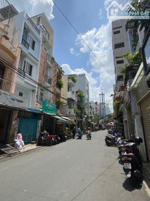 MẶT TIỀN CÔ GIANG – PHAN ĐÌNH PHÙNG , PHÚ NHUẬN – 50M2 – 3 TẦNG – 11.x TỶ