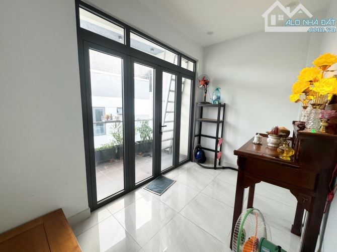 🏡 BÁN NHÀ HẺM Ô TÔ ĐỖ CỬA – TRUNG TÂM TÂN PHÚ