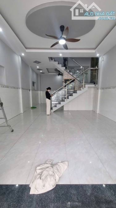 Np887 Bán nhà 1 trệt 1 lầu gần VinCom cách đường Dường Tử Giang 40m, Tân Mai, Biên Hòa, Đồ
