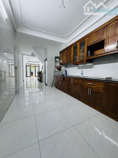 🌟 NGÕ Ô TÔ – THÔNG DƯƠNG VĂN BÉ – Ô TÔ VÀO NHÀ – 6 NGỦ – Ô CHỜ THANG MÁY – CHỈ 10.8 TỶ